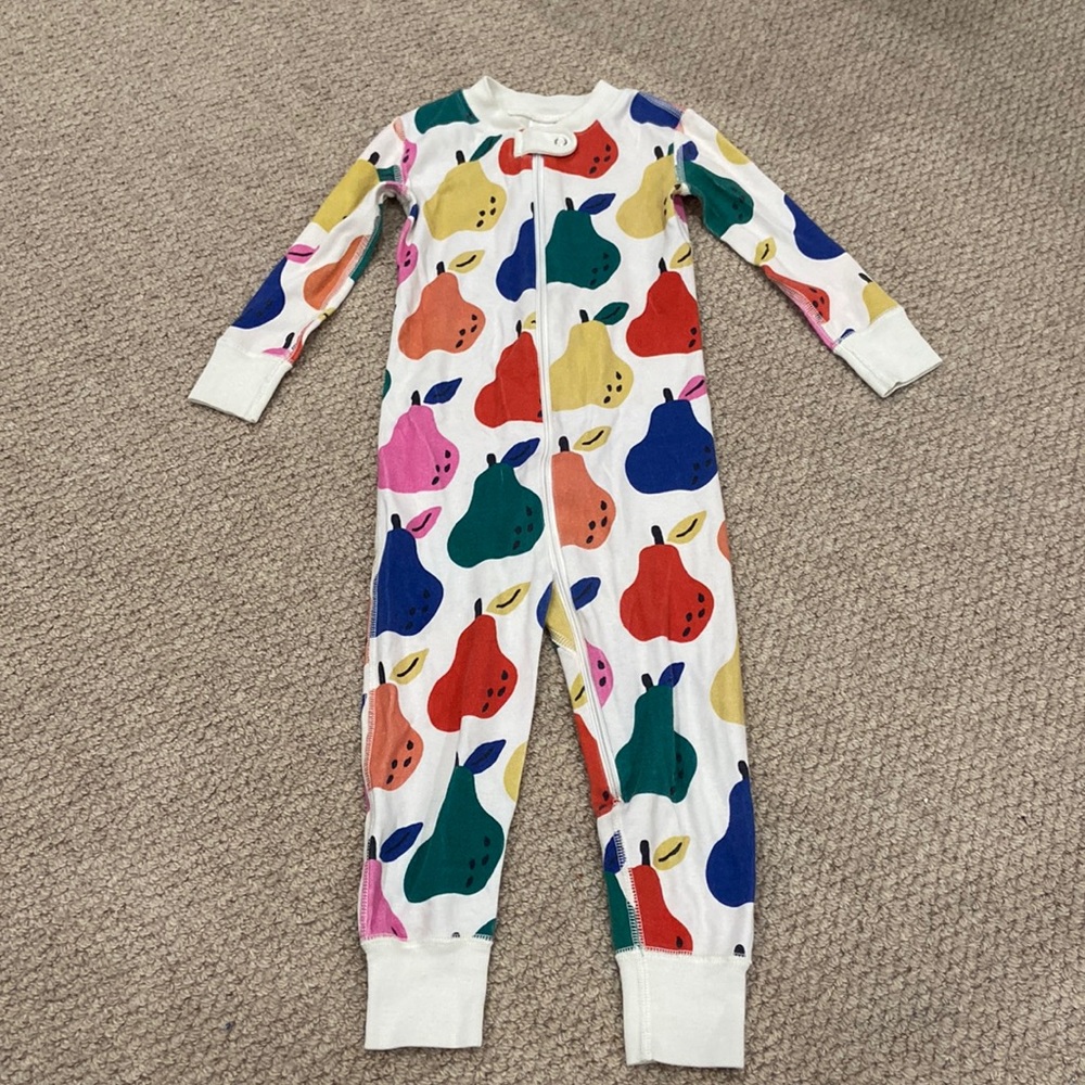Hanna Andersson PJ’s- Rainbow Pears
